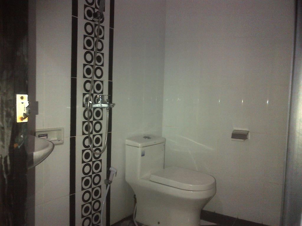 Gumilang Hotel Bogor Habitación foto